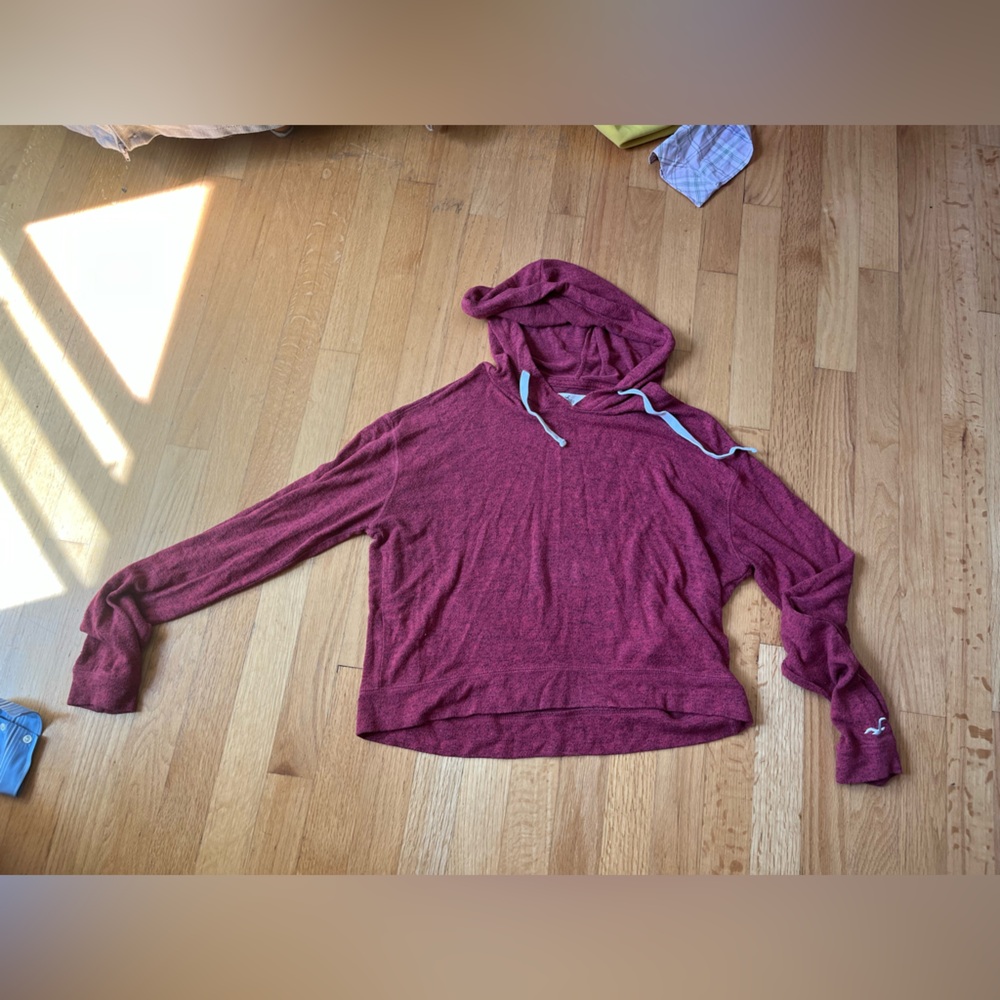 Hollister Red Cropped Relaxed Hoodie